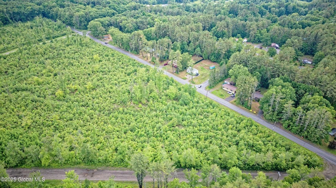 L2 Nine Mile Tree Road, photo 4