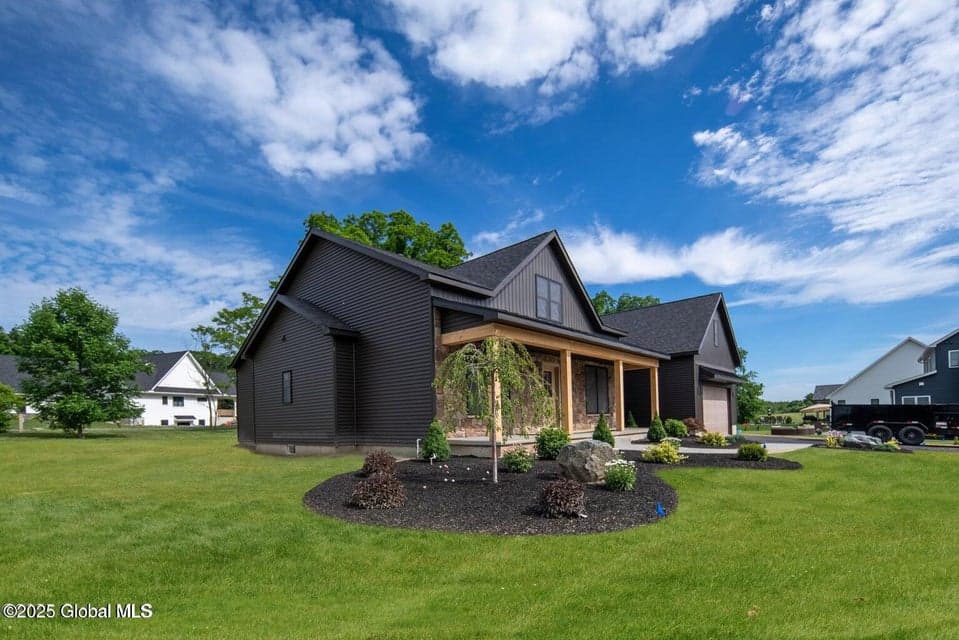 1635 Best Road, North Greenbush, NY, photo 4