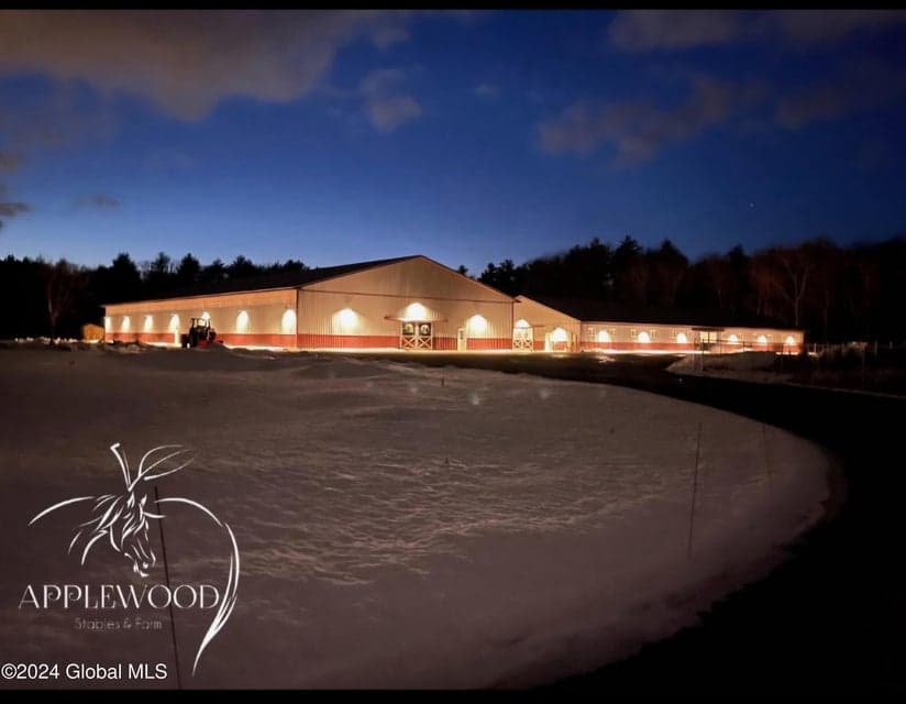 767 Grooms Road, Clifton Park, NY, photo 1