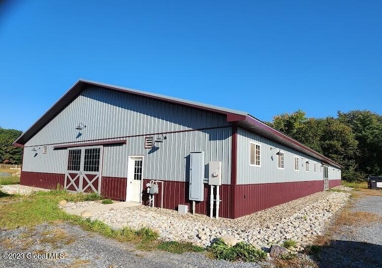 767 Grooms Road, Clifton Park, NY, photo 3