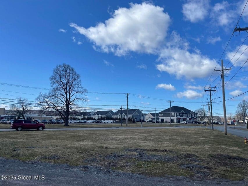 L1 Sacandaga Road, Schenectady, NY, photo 2