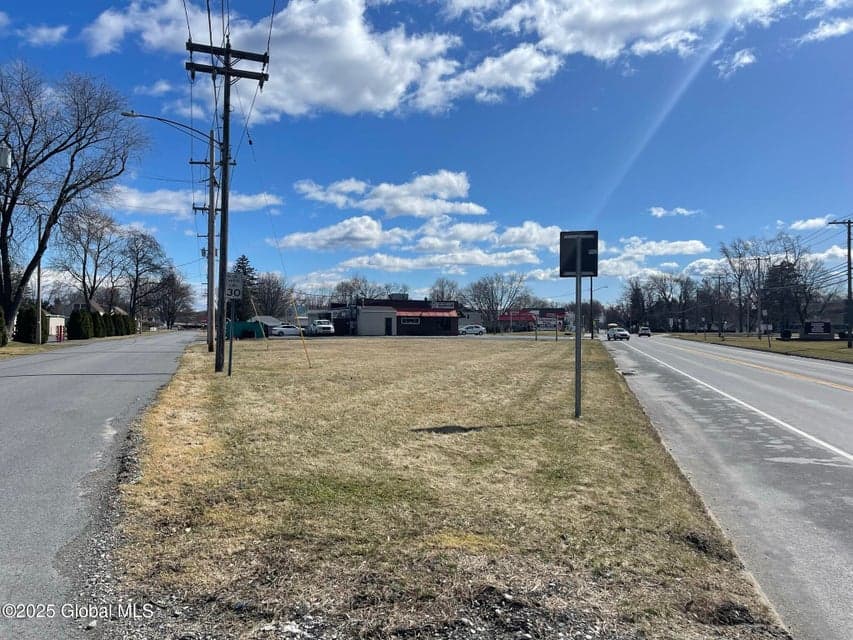 L1 Sacandaga Road, Schenectady, NY, photo 3