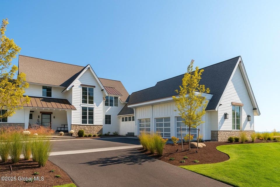 4 Saratoga Farm Road Road, Malta, NY, photo 2
