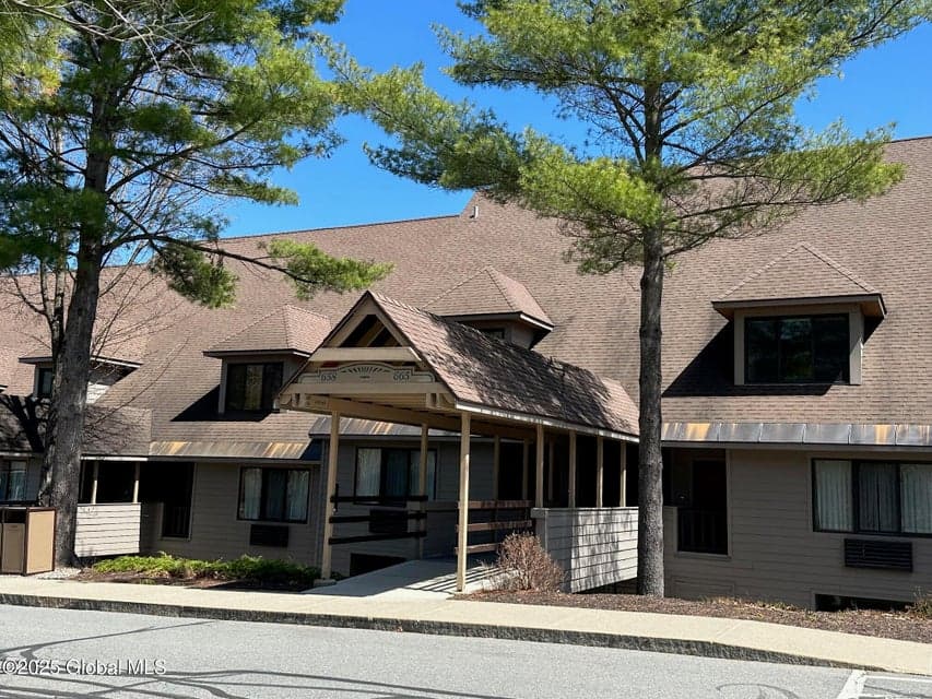 110 Sagamore Road 6B5, Bolton, NY, photo 1