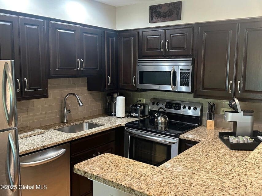 110 Sagamore Road 6B5, Bolton, NY, photo 4
