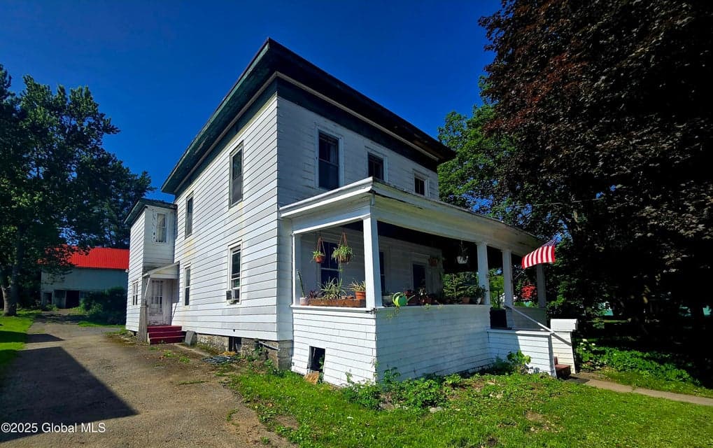 110 Montgomery Street, photo 1