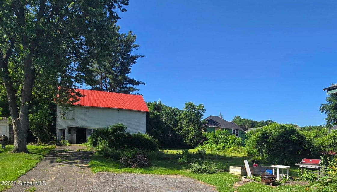 110 Montgomery Street, photo 4