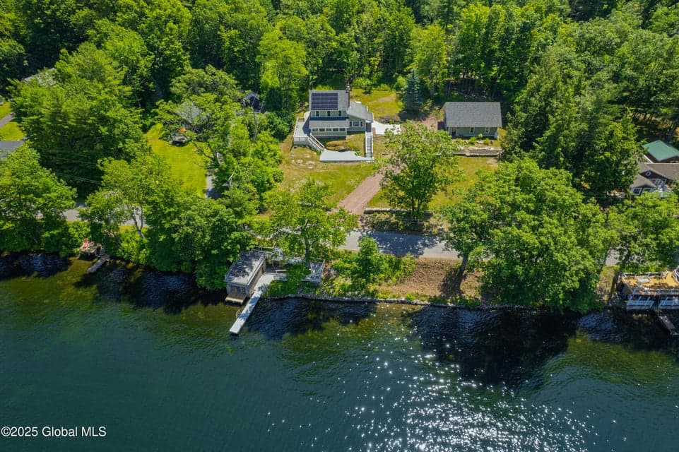 352 E Lake Road, Greenwich, NY, photo 1