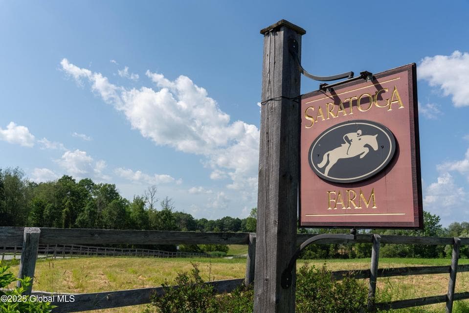 4 Saratoga Farm Road Road, Malta, NY, photo 5