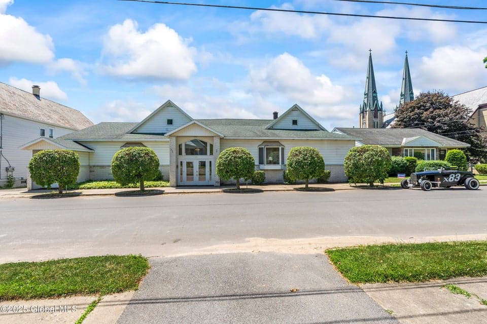 13 Belmont Place, photo 1