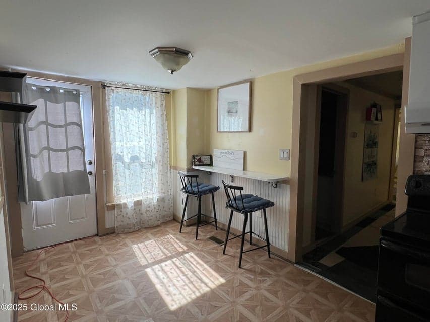 27 School Street, photo 3