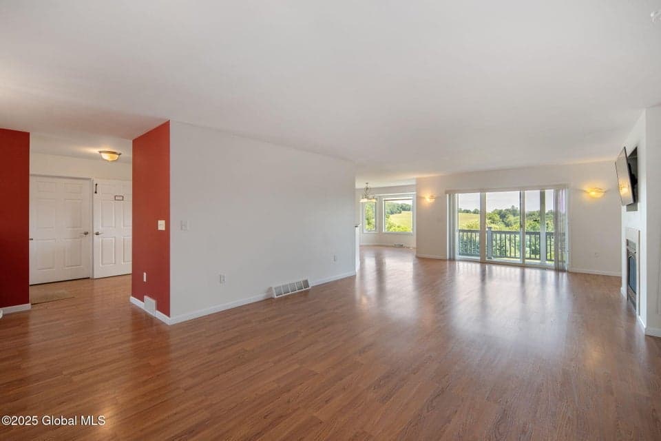 145 Edgewood Drive, Cobleskill, NY, photo 5