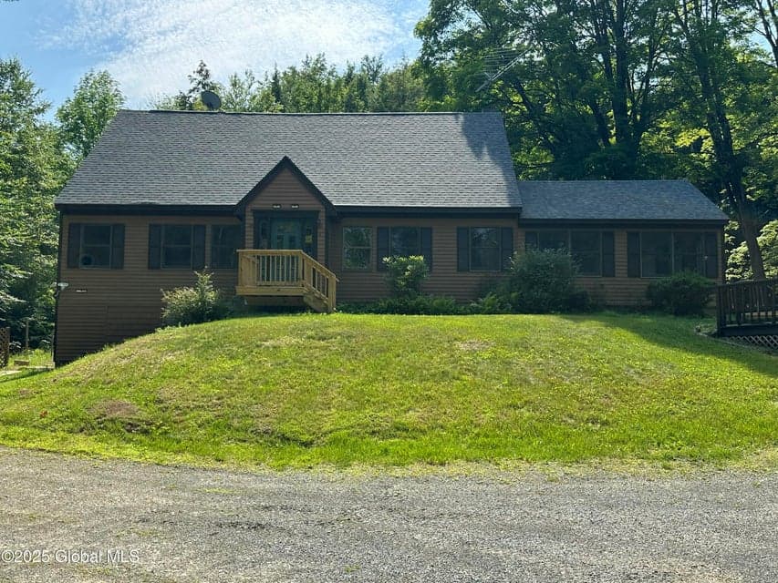 13 Taylor Woods Road, Fort Ann, NY 12827, photo 2