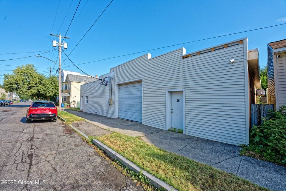75 Jackson Avenue, Cohoes, NY, photo 2