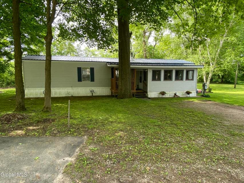 7965-7967 NY-5, photo 2