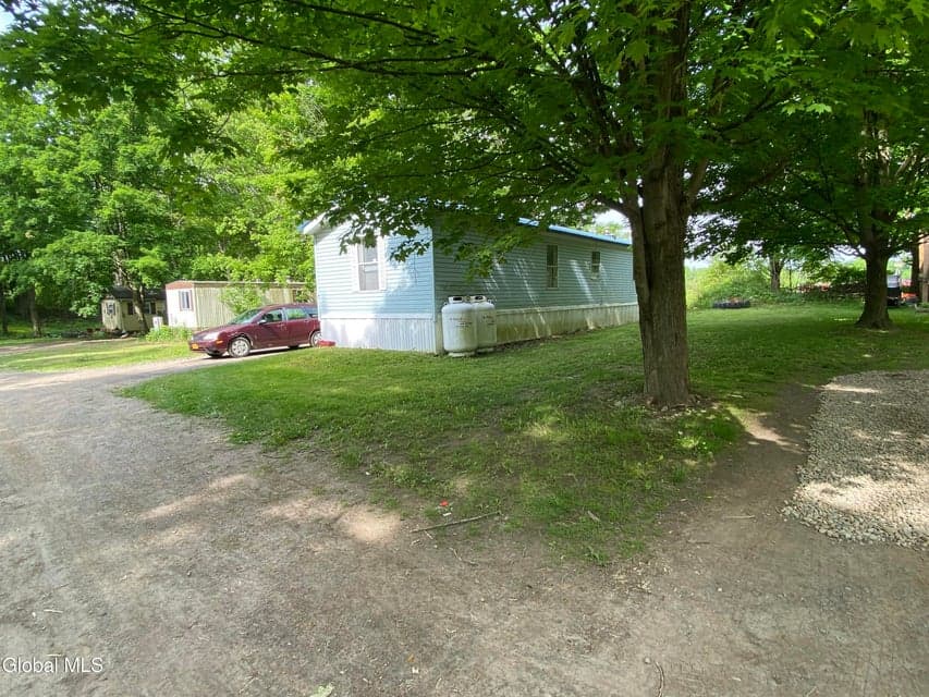 7965-7967 NY-5, photo 3