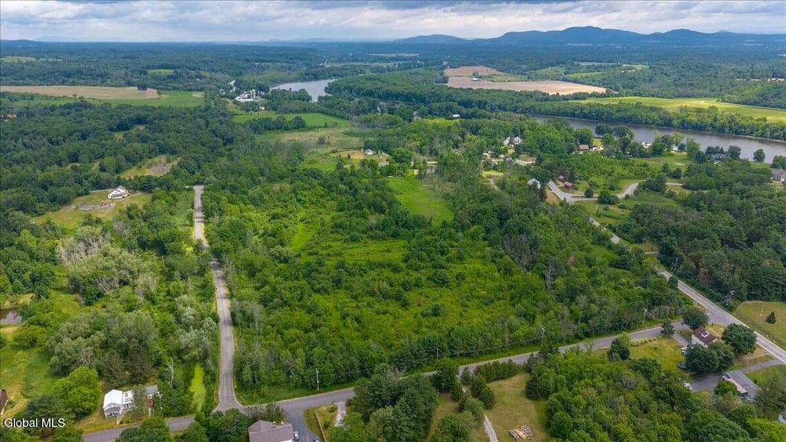 L8 Stratton Lane, Stillwater, NY, photo 3
