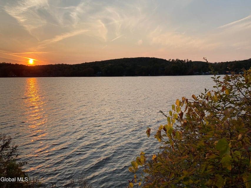 35 Loon Island Way, Argyle, NY, photo 5