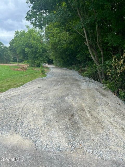 658 Locust Grove Road, photo 5