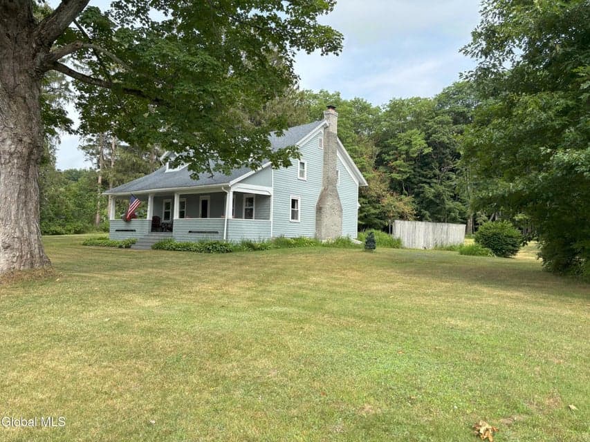 576 County Highway 102, photo 2