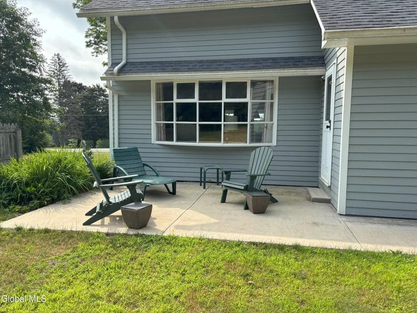 576 County Highway 102, photo 3