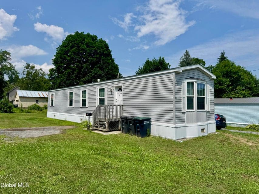201 Ash Street, Corinth, NY, photo 1