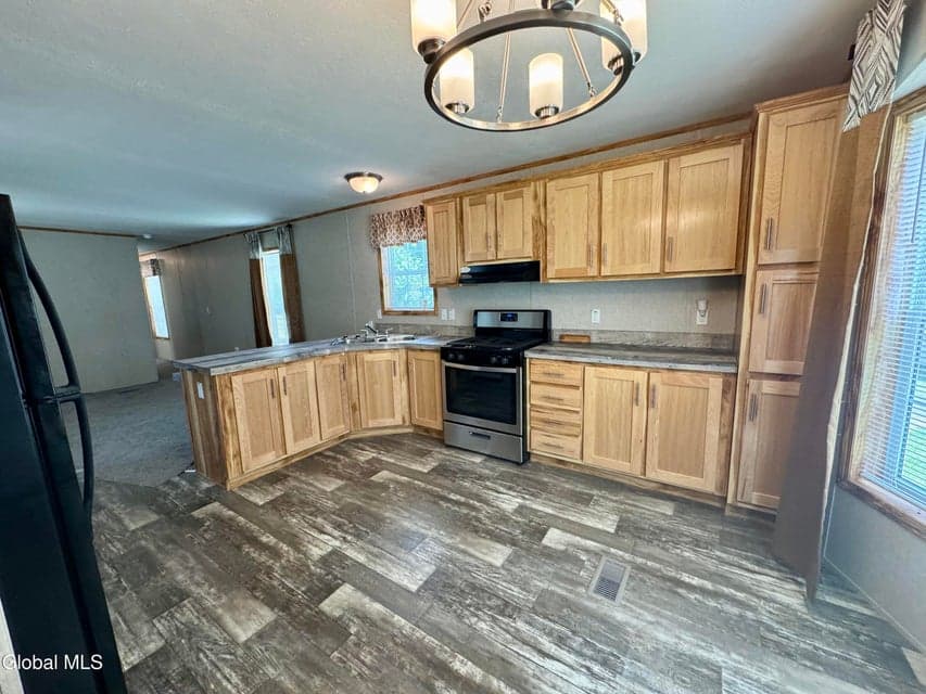 201 Ash Street, Corinth, NY, photo 4