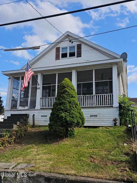 42 Shannon Avenue, photo 1