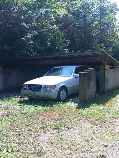 678 Dippikill Road, photo 5