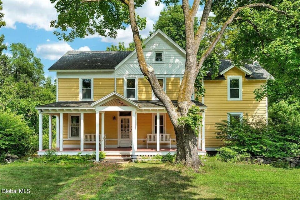 18 Gaffney Lane, photo 1