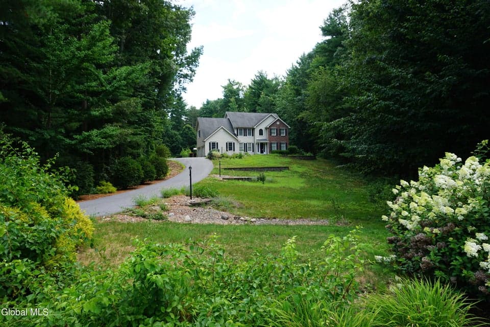 3 Stone Clover Drive, photo 3