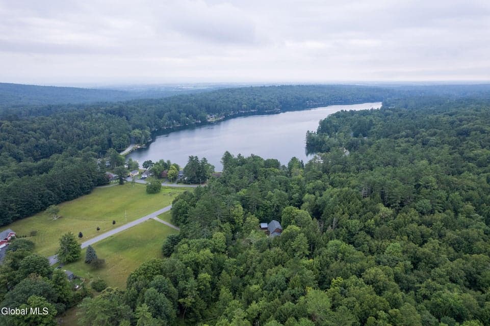 13 Taylor Woods Road, Fort Ann, NY 12827, photo 4