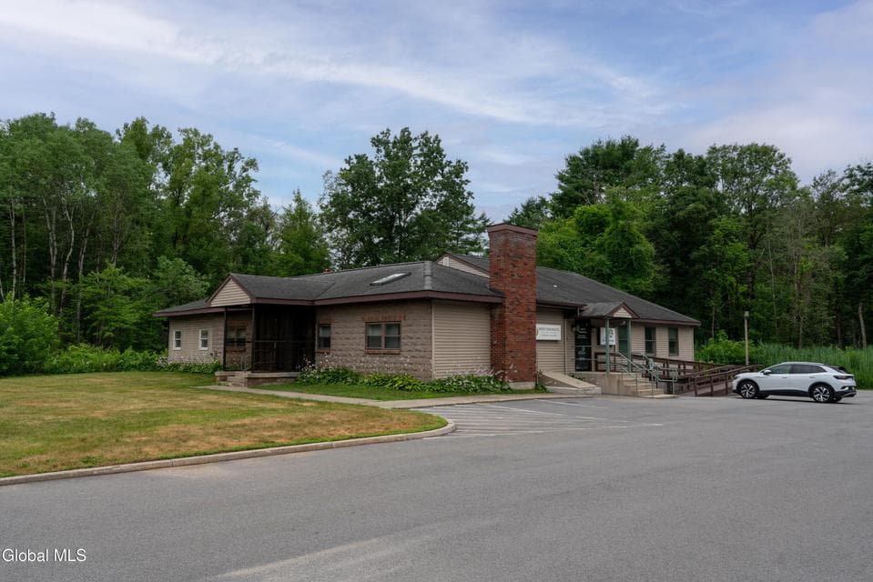 3303 Route 9, Saratoga Springs, NY, photo 2