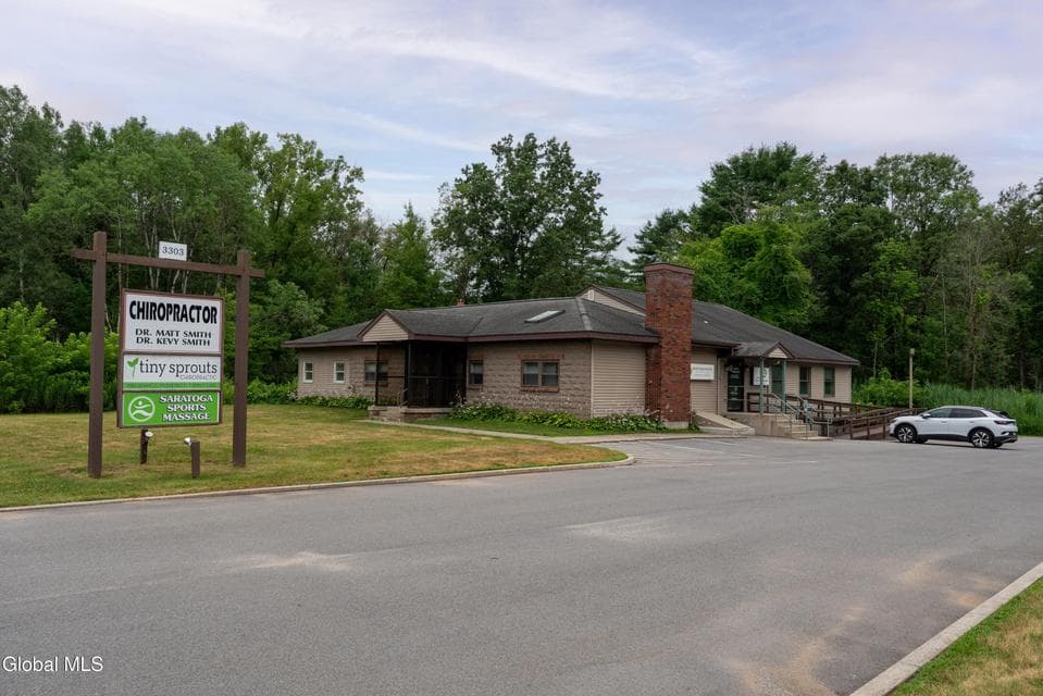 3303 Route 9, Saratoga Springs, NY 12866