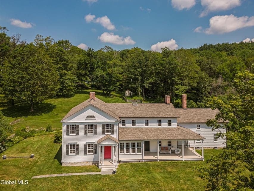 439 Kelly Road, New Lebanon, NY, photo 1