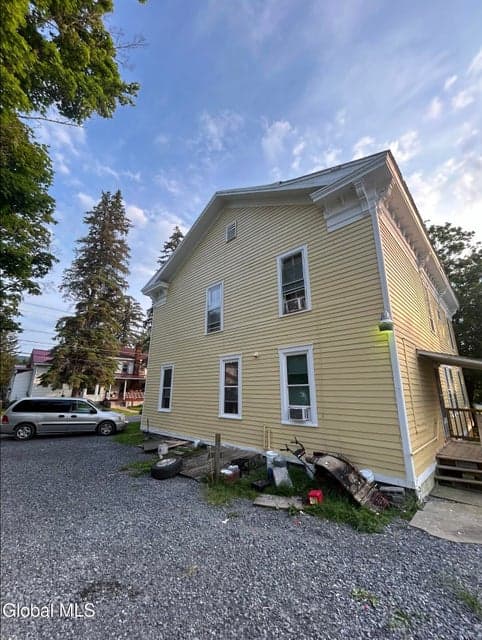 136 Wells Avenue, Middleburgh, NY, photo 4