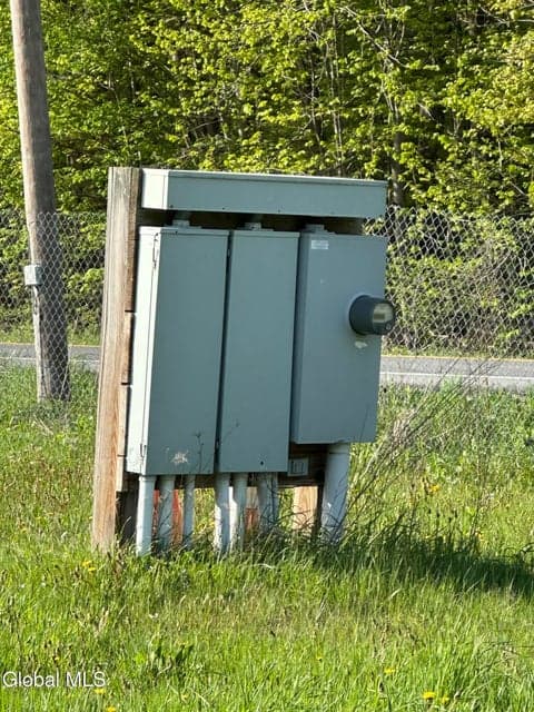 4200 NY-10, photo 3