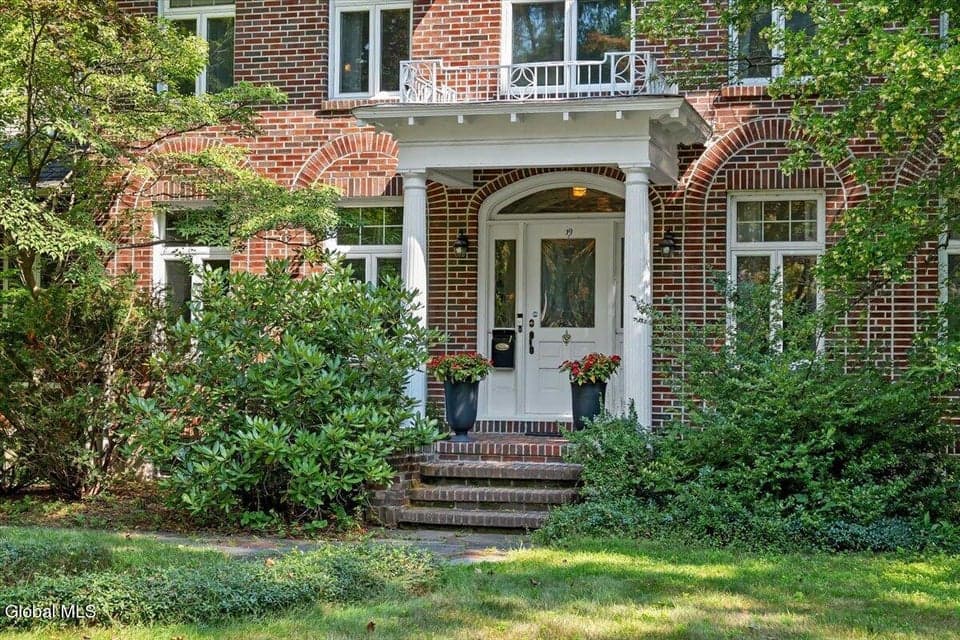 19 Sunnyside Road, photo 2