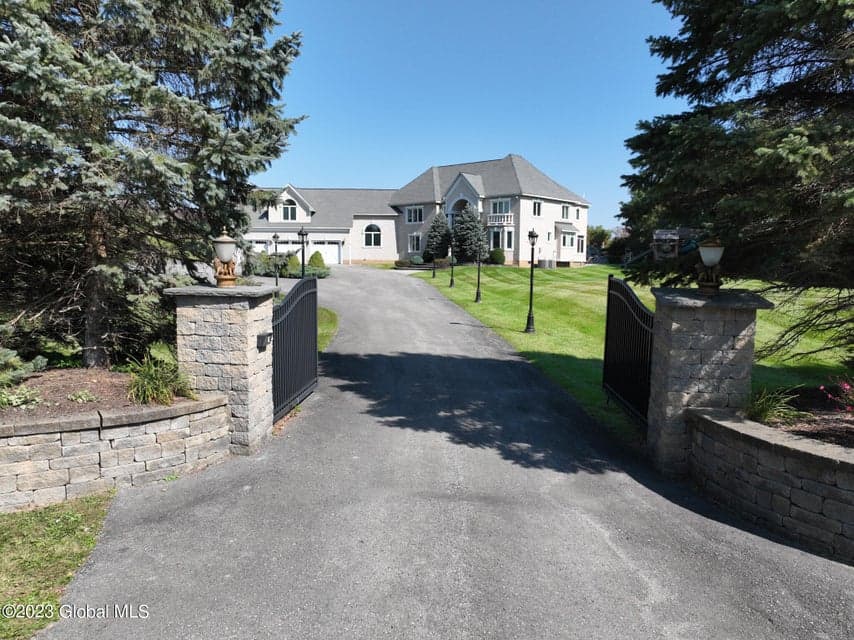 1310 Currybush Road, Rotterdam, NY, photo 2