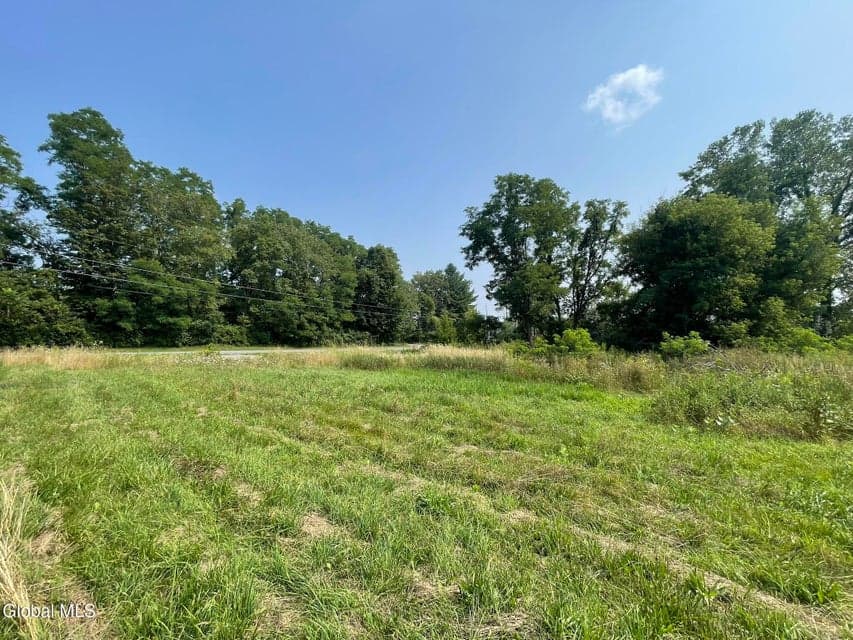 1569 Division, Charlton, NY, photo 5