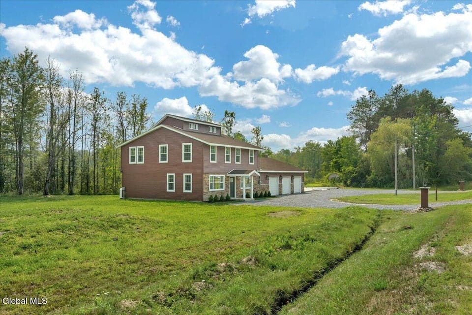378 County Highway 132, photo 3