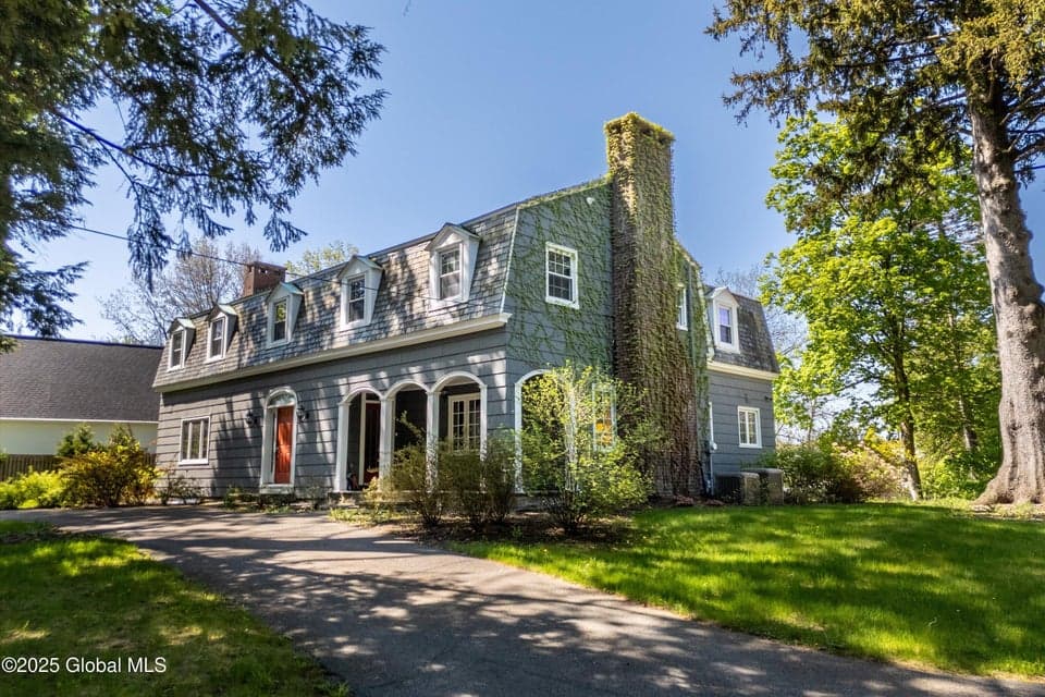 33 Nelson Avenue, photo 1
