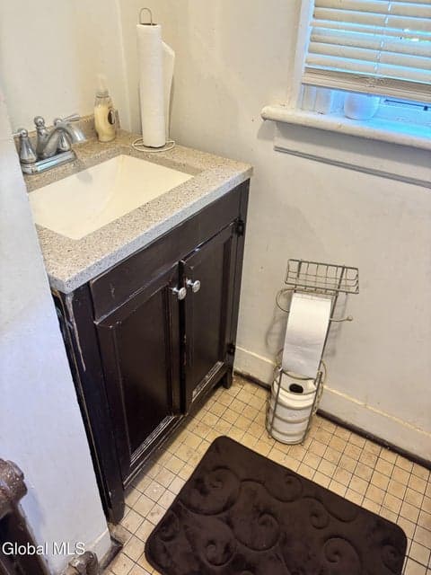 10 Wilkins Avenue, Albany, NY 12206, photo 4