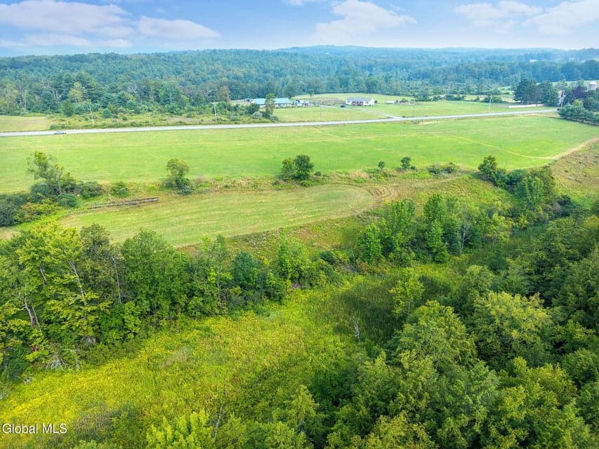 L7.110 County Route 402, photo 4