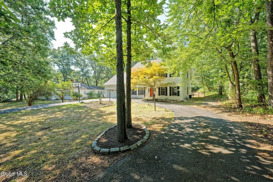 4 N Sage Hill Lane, Menands, NY 12204, photo 3