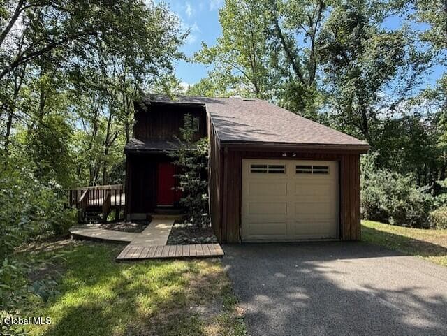 104 Vosburgh Road, photo 1
