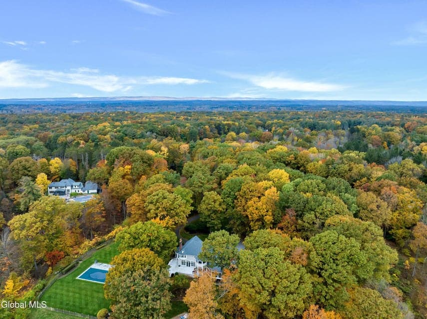 4 Autumn Lane, Saratoga Springs, NY, photo 5