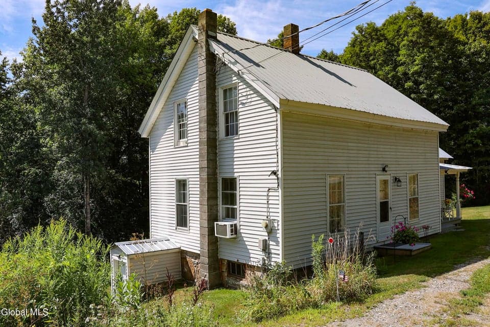 802 Creek Road, Crown Point, NY, photo 2