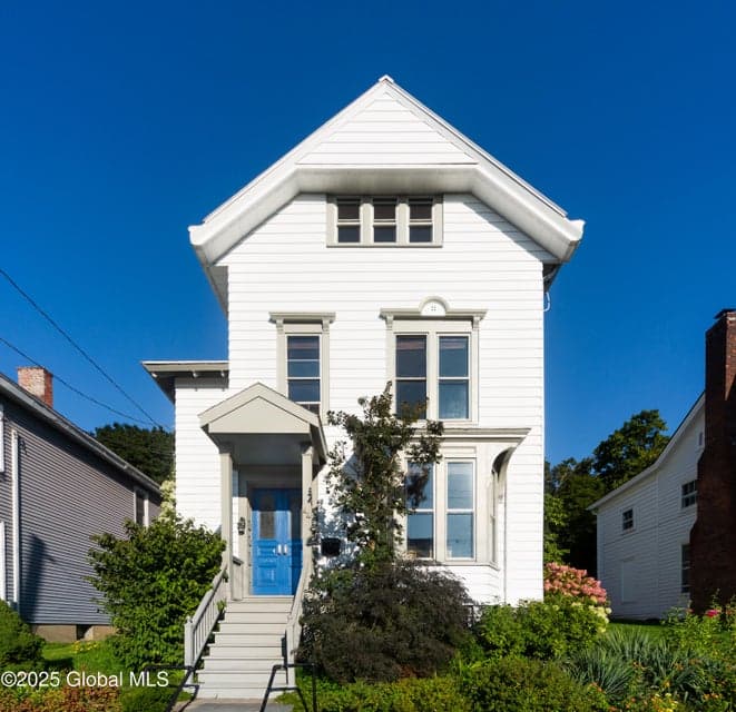44 Worth Avenue, Hudson, NY, photo 1