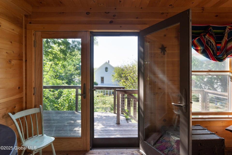 44 Worth Avenue, Hudson, NY, photo 2